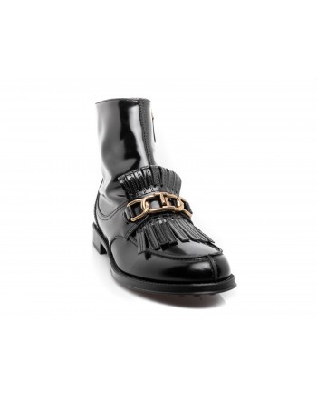 TOD'S - Leather Beatle Boot with Chain - Black