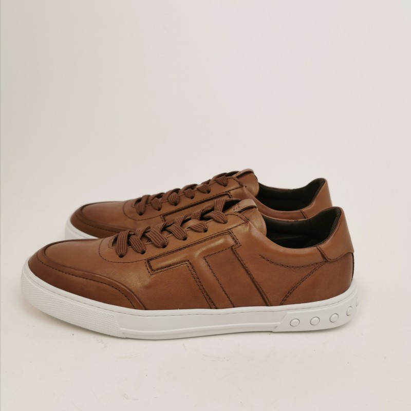 TOD'S - Leather Sneakers with T - Dark Camel