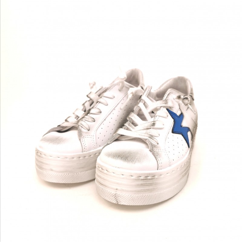 2 STAR - Platform Sneakers - White/Light Blue