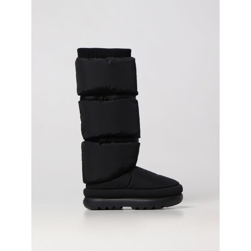 UGG - Classic Maxi Ultra Tall Ugg boots in technical fabric - Black