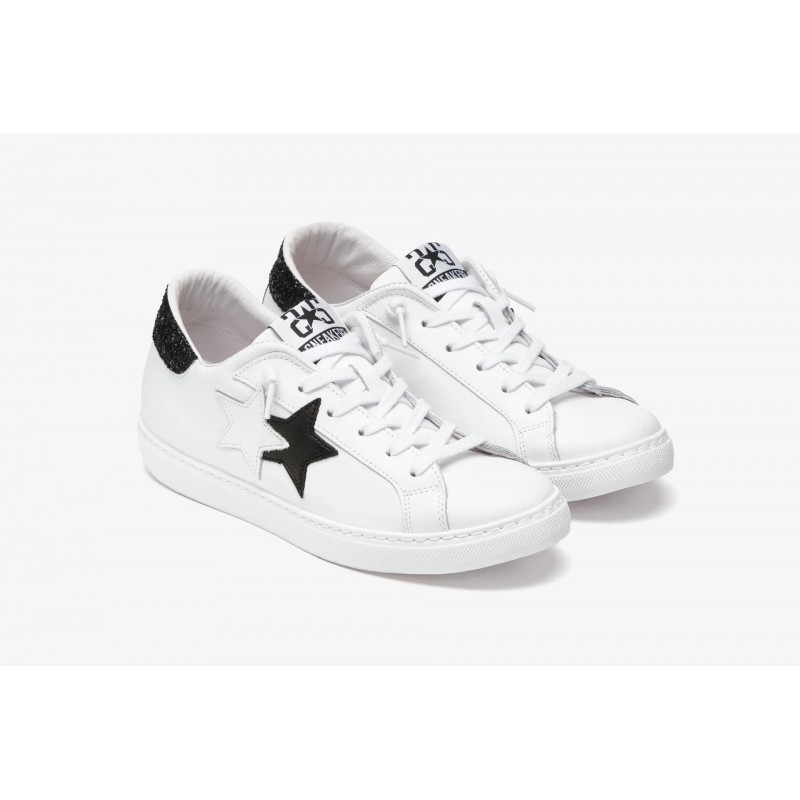 2 STAR  - Sneakers LOW in Pelle Bianca con dettaglio GLITTER -
