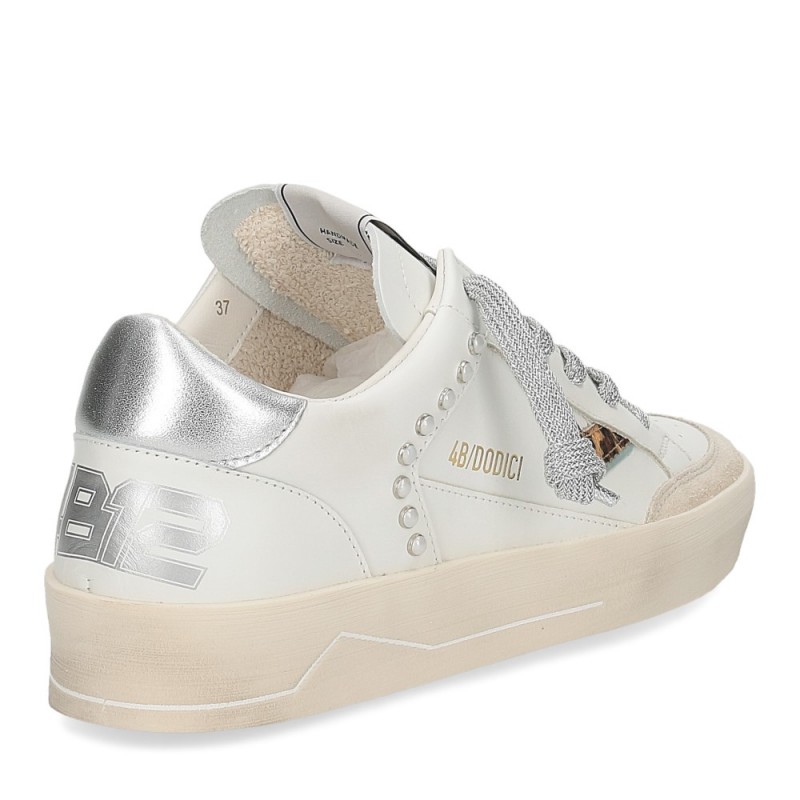 4B12 - Sneakers KYLE D873- Bianco/Studs