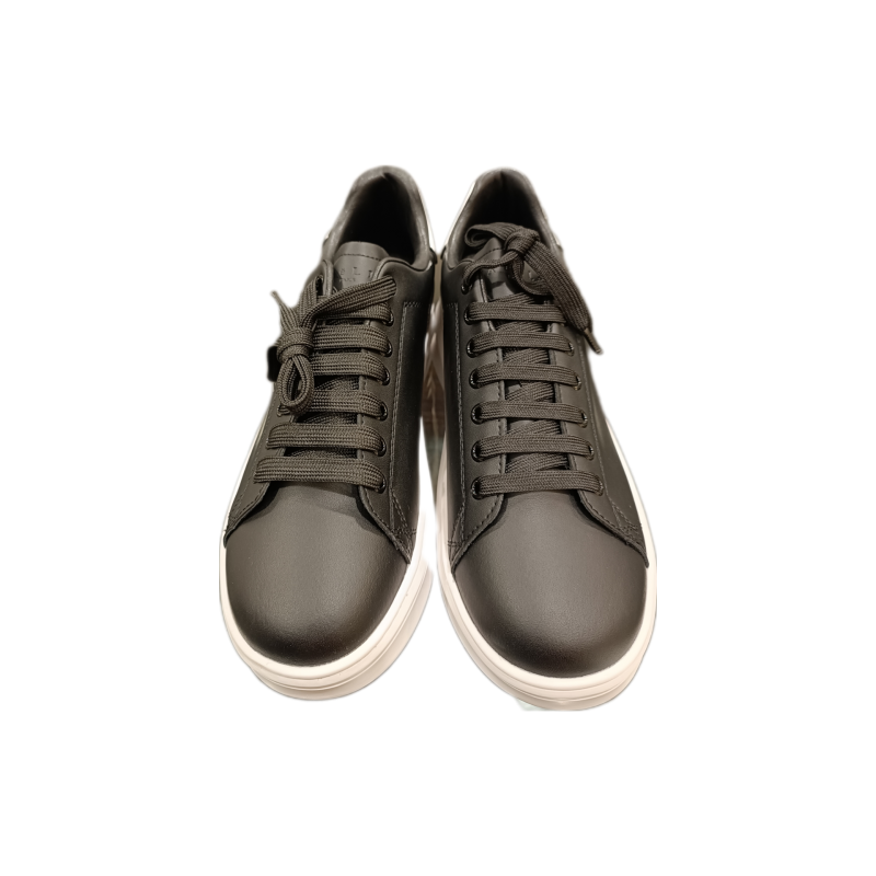 GAELLE - Leather Sneakers - Black/White