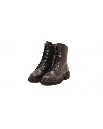 GIUSEPPE ZANOTTI - Leather Boots with Laces - Black
