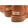 UGG- CLASSIC SHORT II Boots- Chestnut