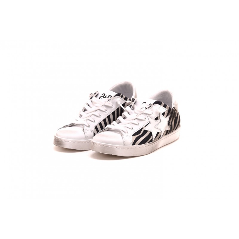 2 STAR - ANIMAL leather sneakers - Black White